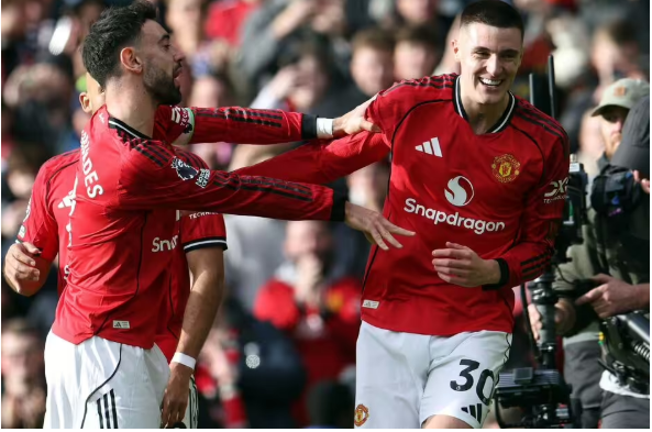 Man Utd star Benjamin Sesko leaves Sky Sports pundit looking very stupid